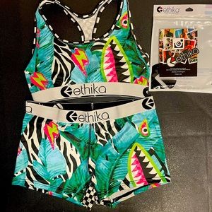 Women’s 2 piece Bra/Panty set